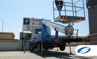 piattaforma su camion ForSte20T cestello Socage