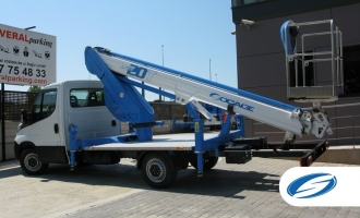 piattaforma su camion Massimo sbraccio laterale ForSte20T