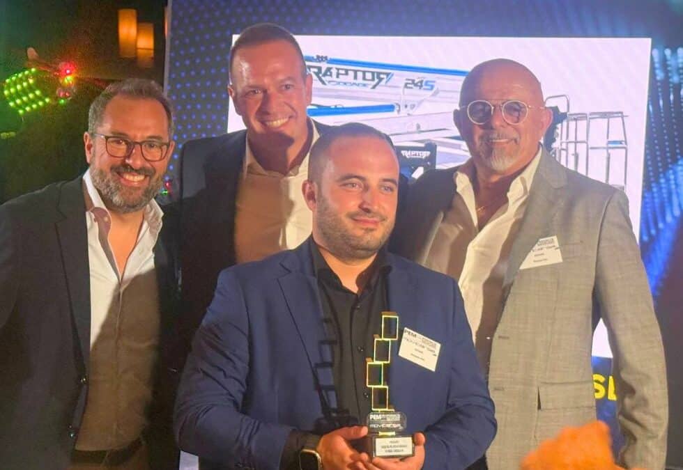 Raptor 24S e 24SE: Miglior Piattaforma Cingolata ai Premi Movicarga 2025